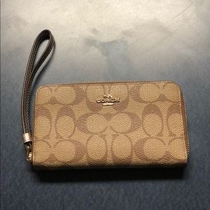 Coach wristlet